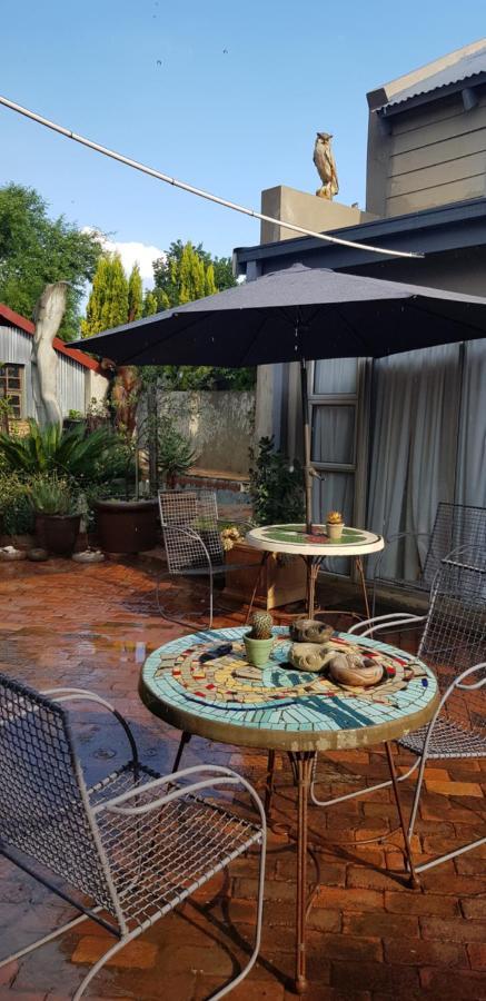 The Sculpture Yard 1 Apartment Pretoria Exterior photo